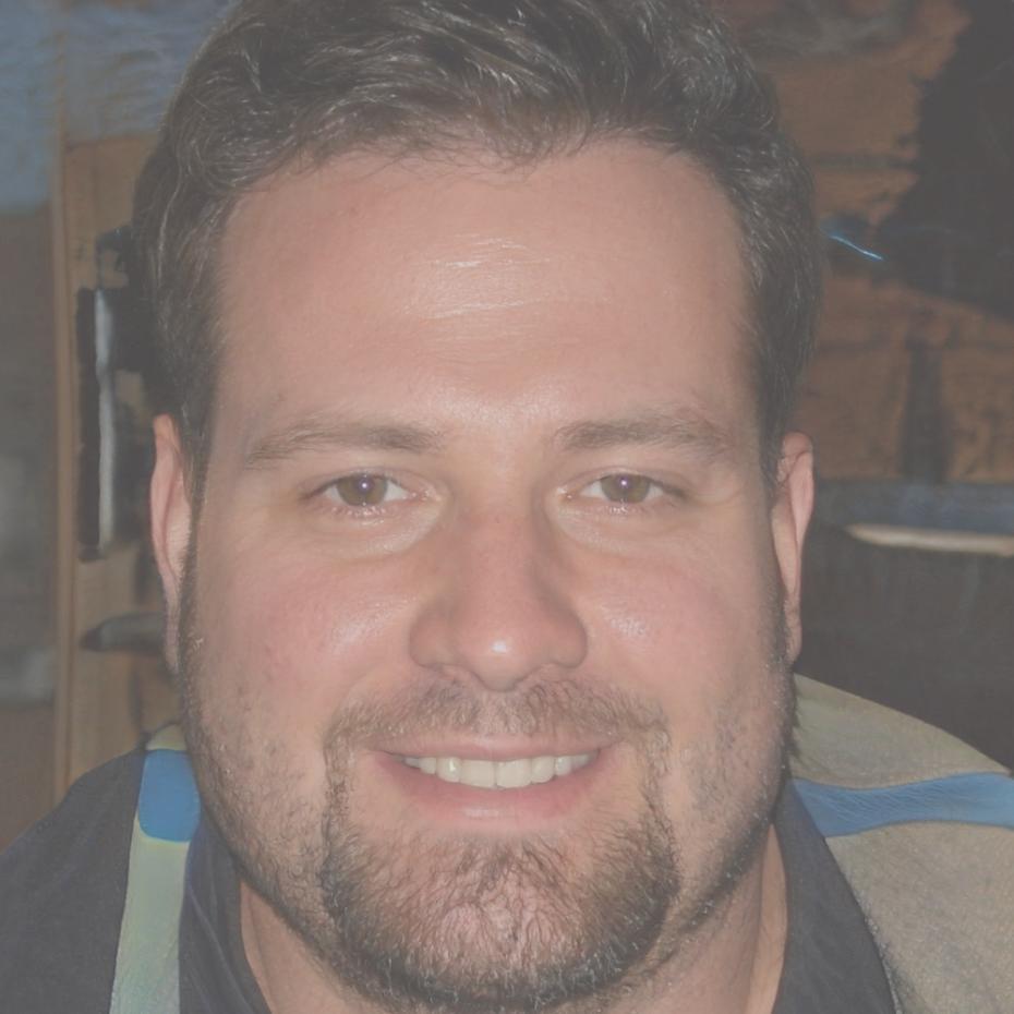 Данияр Сейтжан, финансовый консультант